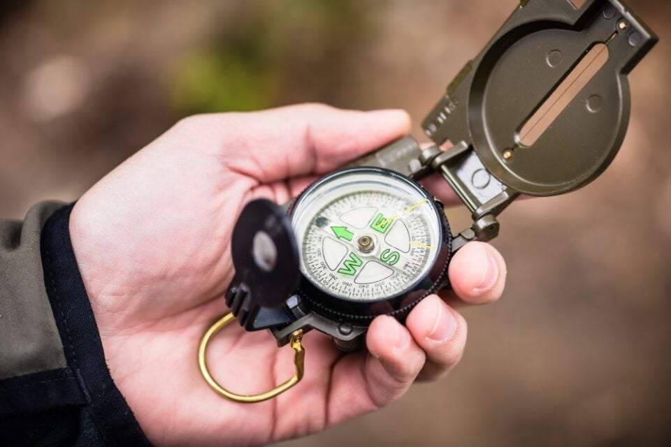 Survival Compasses: How to Choose The Best Compass