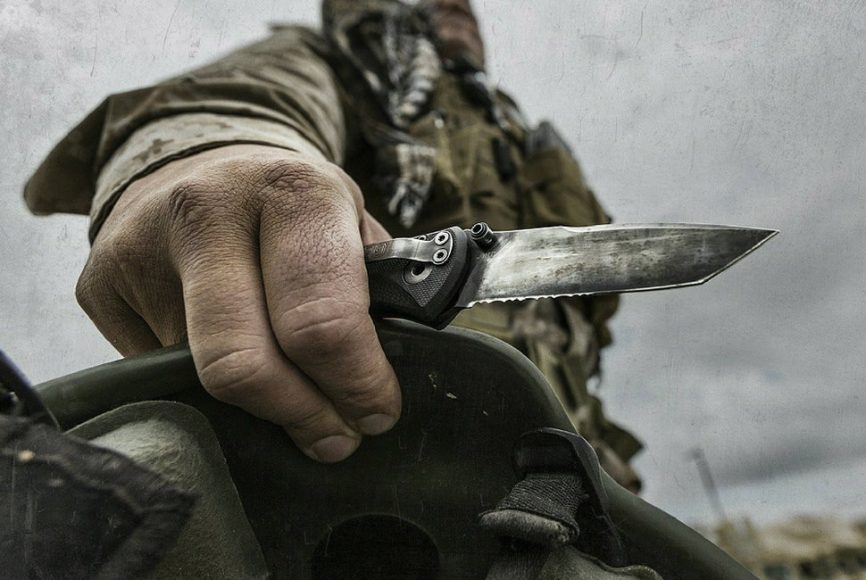 The Best tactical Military Knives for Survival 2025 header image