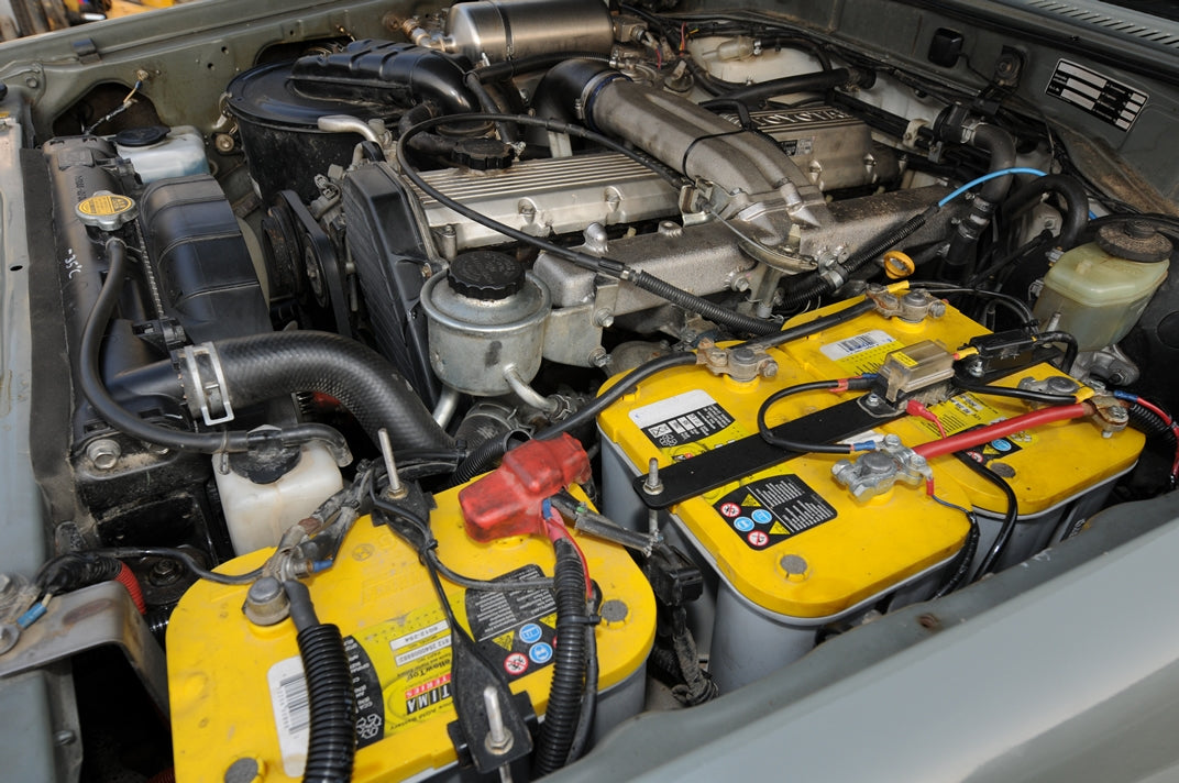 Dual battery system fitted in a 4x4 engine bay